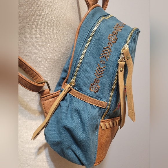 Catchfly Go Your Own Way Faith Collection backpack - Picture 6 of 12